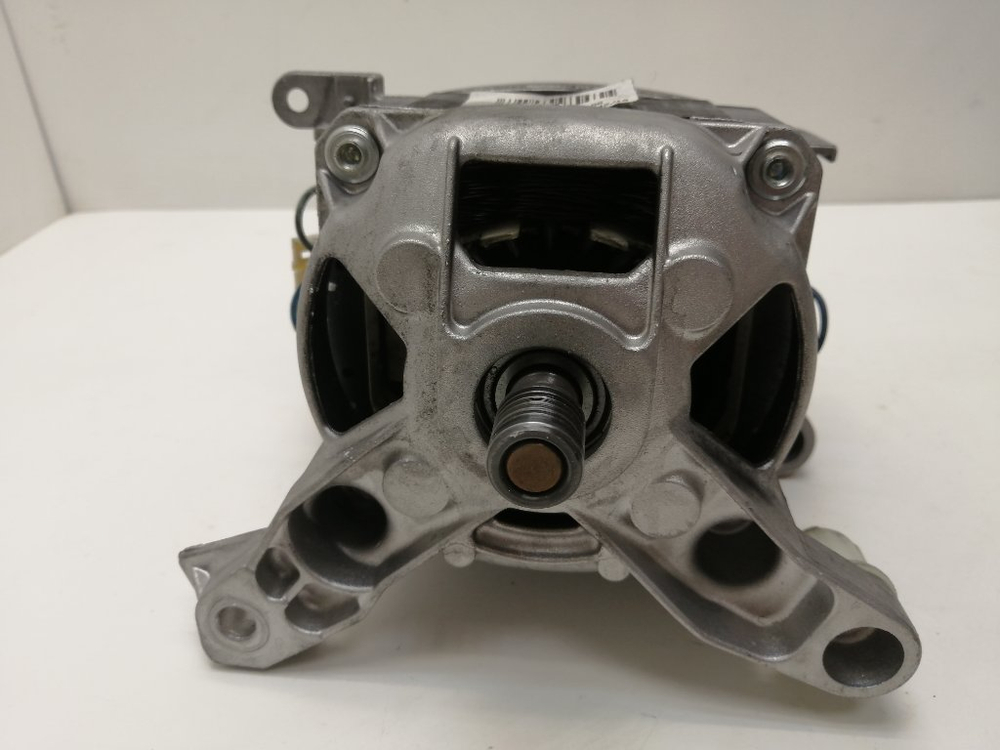 AWE7527/1 кт119 Двигатель для стиральной машины Whirlpool 461973082476 б/у