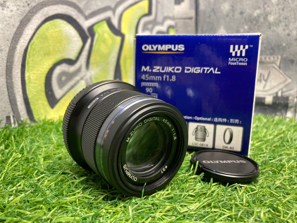 Olympus 45mm 1.8 Micro 4/3