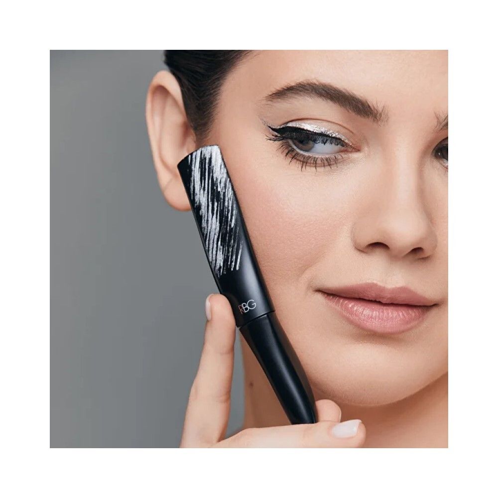 RBG Russian Beauty Guru Жидкая подводка тон 03 "Серебряные коньки", 4,5 мл