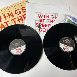 Винтажная виниловая пластинка LP Wings At The Speed Of Sound (EU 2014)