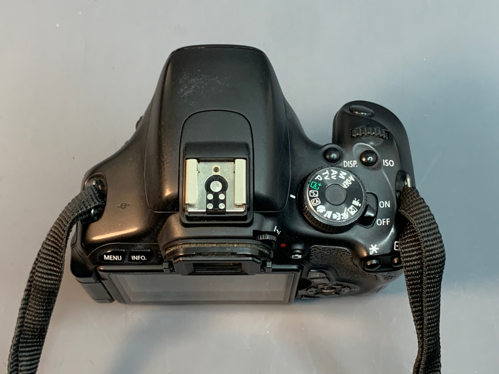 Canon 600D Kit 18-55mm 3.5-5.6 IS STM 57.060 кадров