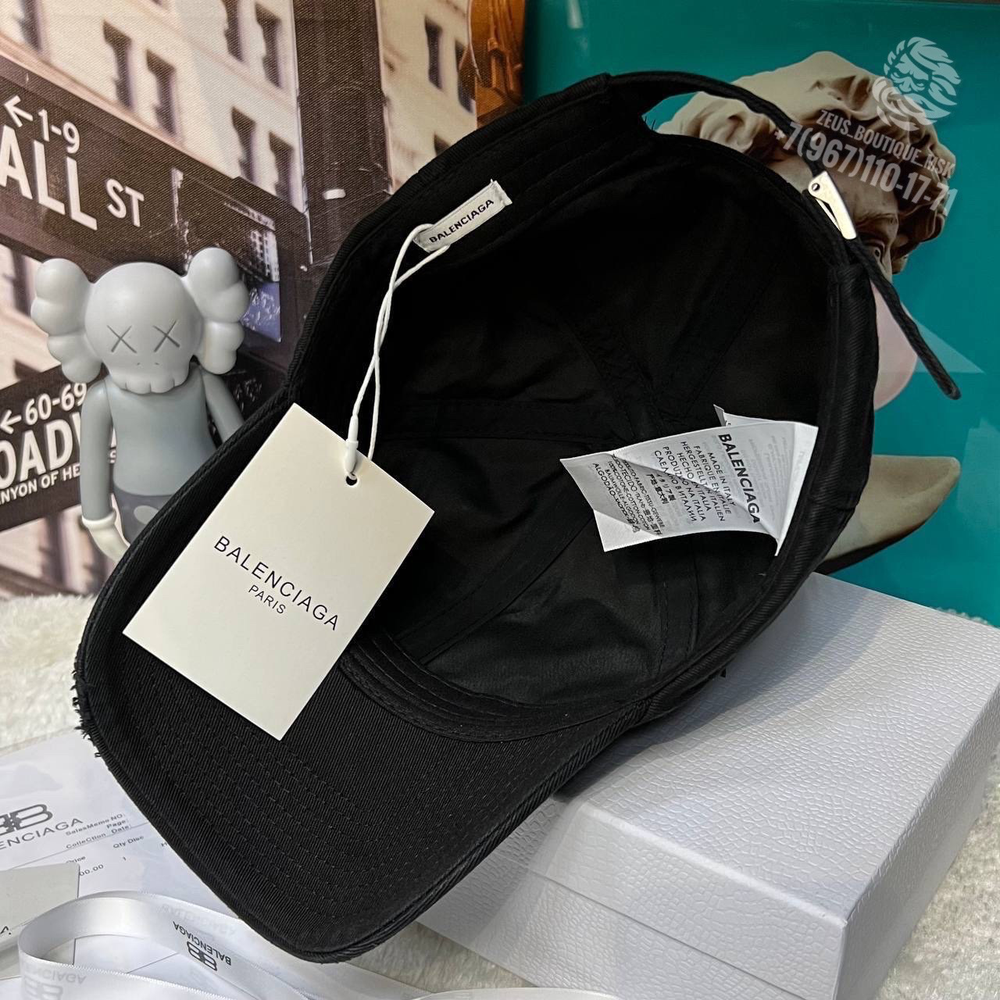 Бейсболка Balenciaga