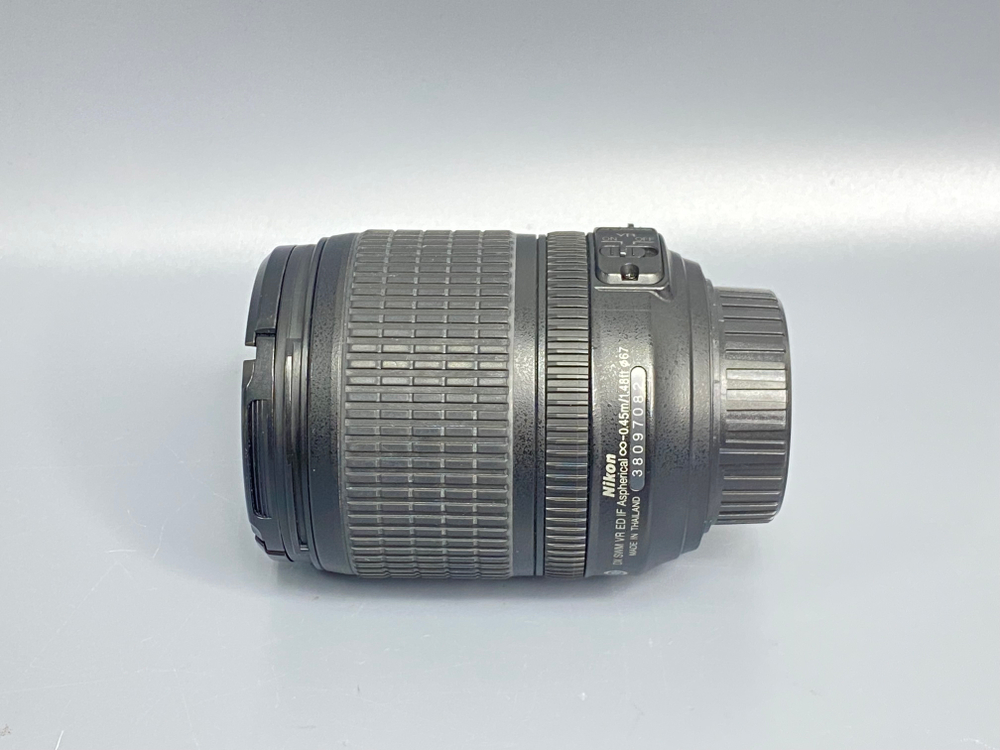 Nikon 18-105mm Царапины на линзе