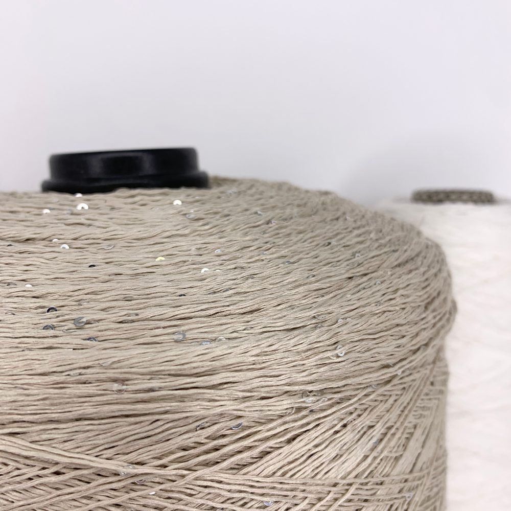 LINETTE PAILETERS - 80% лен, 20% п/а, микропайетки 2мм - серебро, бежевый; 450м\100гр