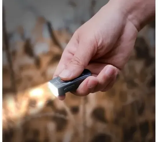 Фонарь FENIX Мод. E03R V2.0 синий (500лм-90м)(светодиод: белый + красный)(30г)(встроенный аккум.400mAh)