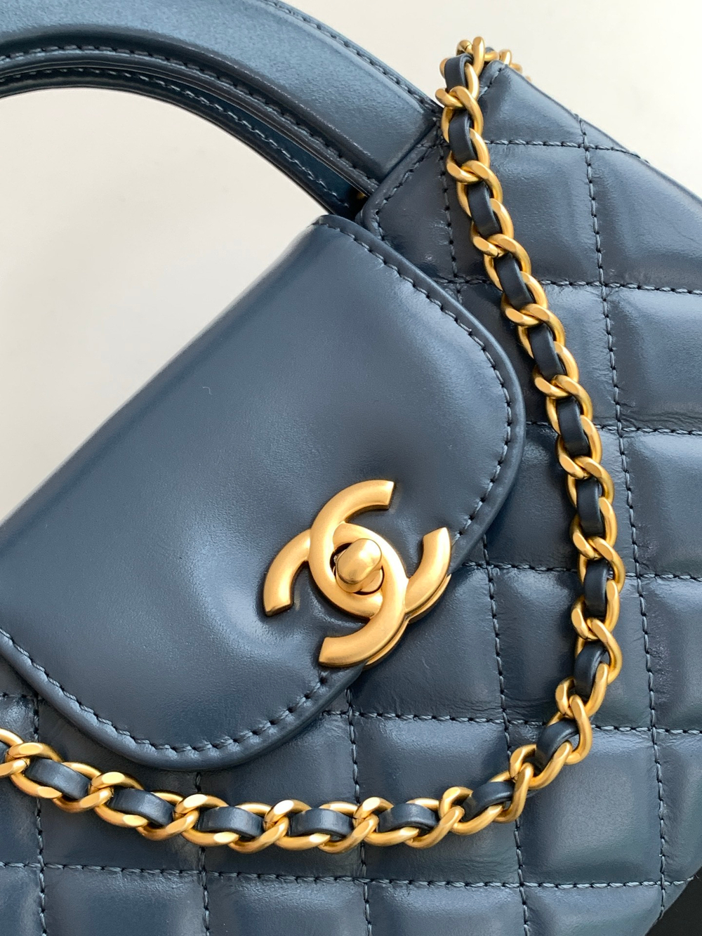 Chanel Kelly Mini 19 cm