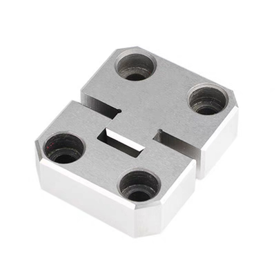 Прямые фиксаторы для пресс-форм