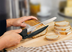 Нож Victorinox с упором для отрезания равномерных ломтиков, черный