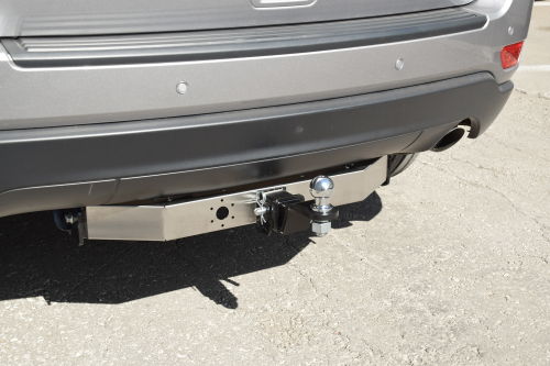 Фаркоп с унив. электрикой Smart, съемный квадрат, с НЕРЖ накладкой JEEP Grand Cherokee 2013- (паспорт и сертификат) ПТ ГРУПП.JGC-13-991124.00