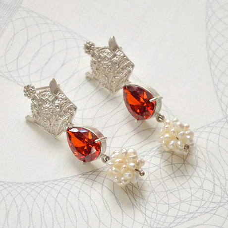 Серебряные серьги с цирконом и жемчугом Arte Taydokht 20220487 Иран