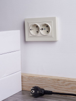 Розетка 2-м СП BRITE РС12-3-БрКр 16А в сборе с заземл. без защ. шторок беж. IEK BR-R21-16-K10-F