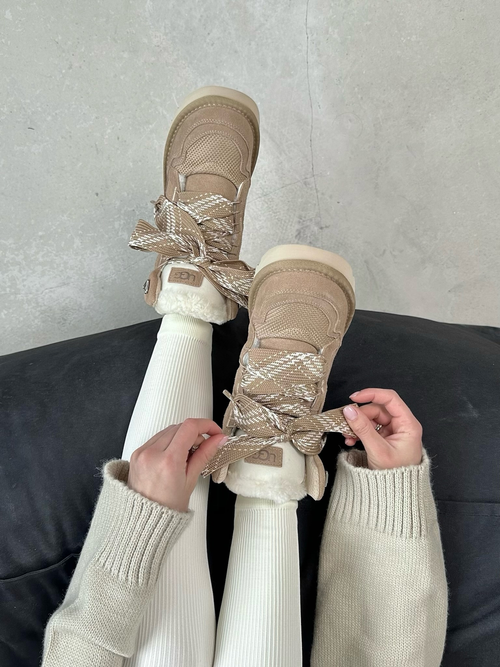 UGG