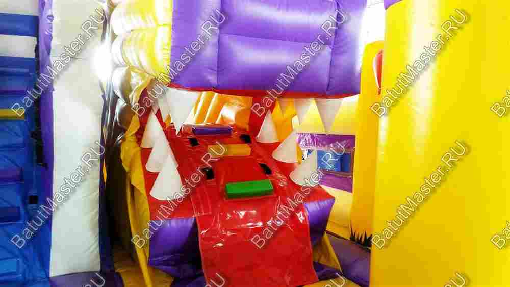 Коммерческий батут "Белый клык" с механизированной головой, размер 6*6*3,5 м