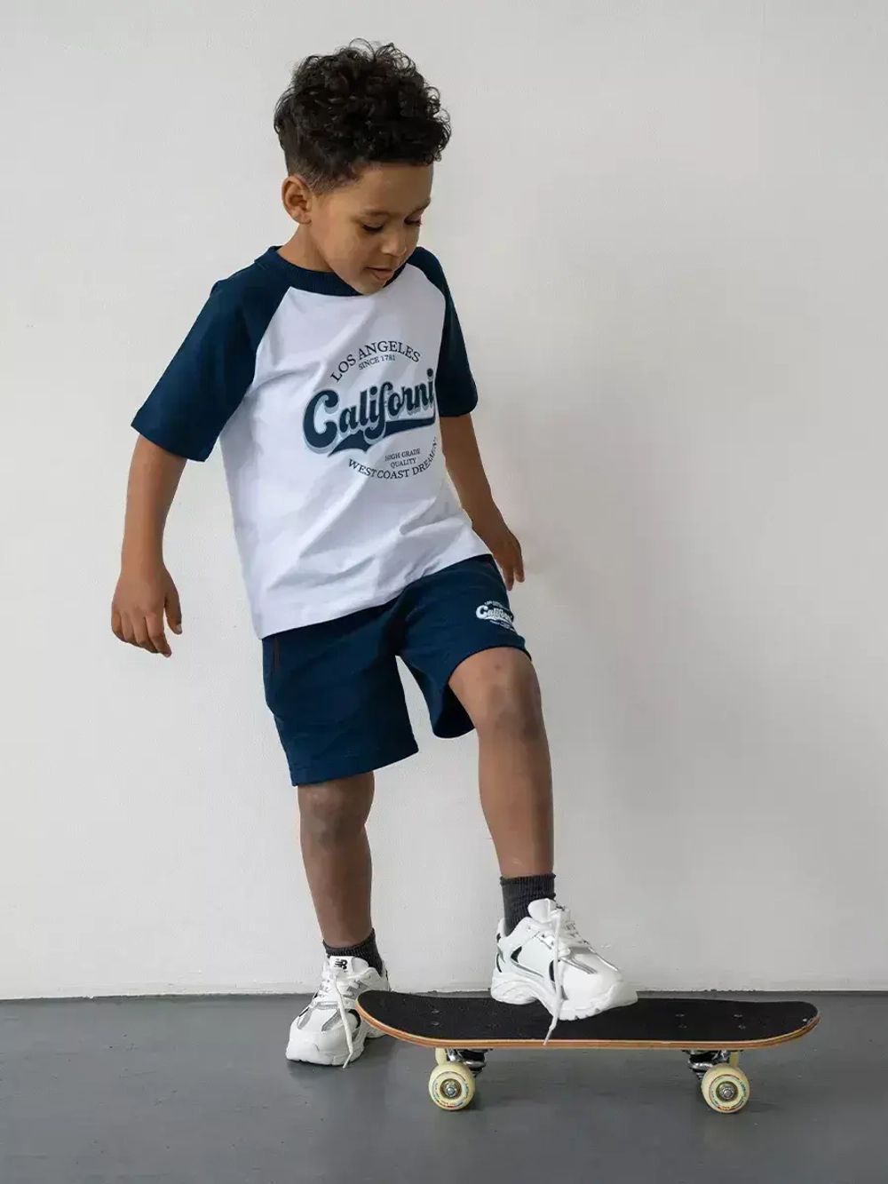 Костюм детский футболка и шорты