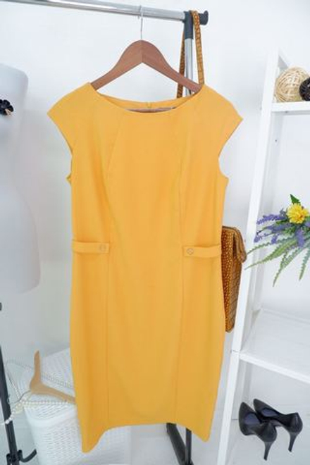 Платье MAGDA строгое 46 размер, новое