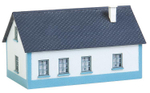 Сельский дом, синяя крыша, Ep.I