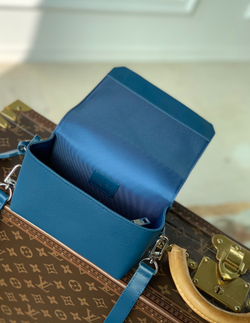 Louis Vuitton Fastline Wearable Wallet