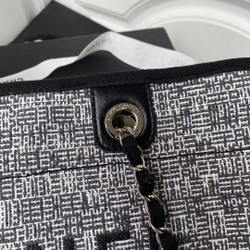 Chane1 Shopping Tote 33 cm