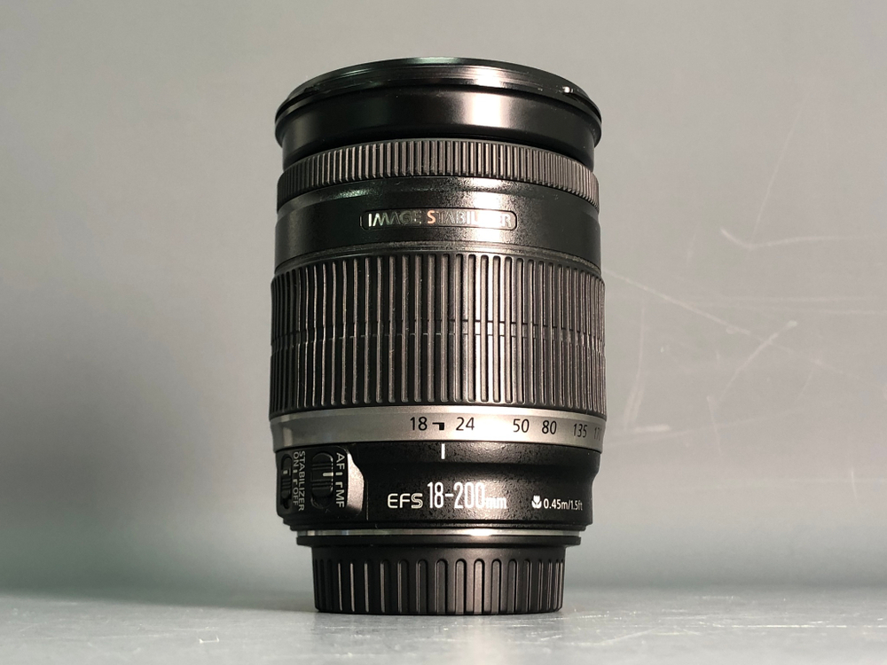 Canon EFS 18-200mm 3.5-5.6 IS