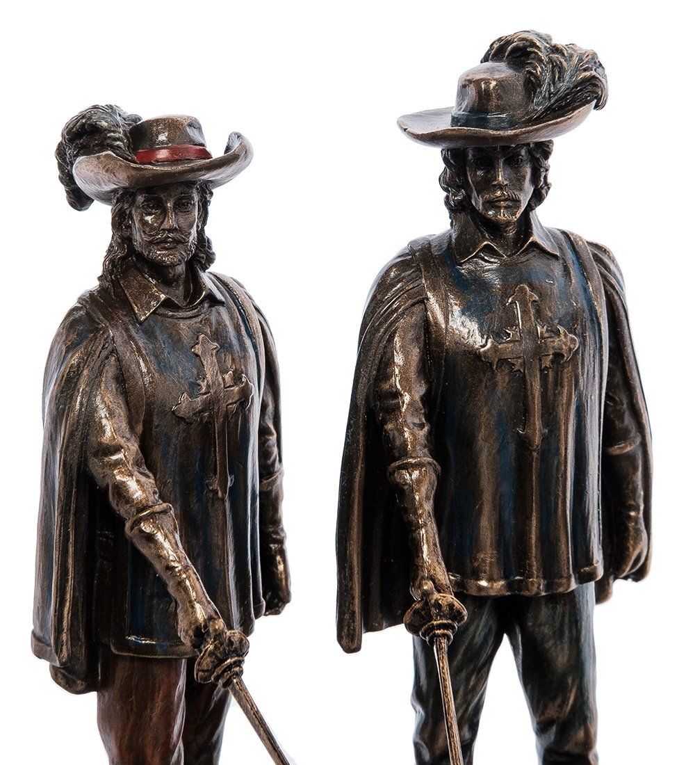 Veronese WS-1023 Статуэтка «Мушкетеры - один за всех и все за одного»