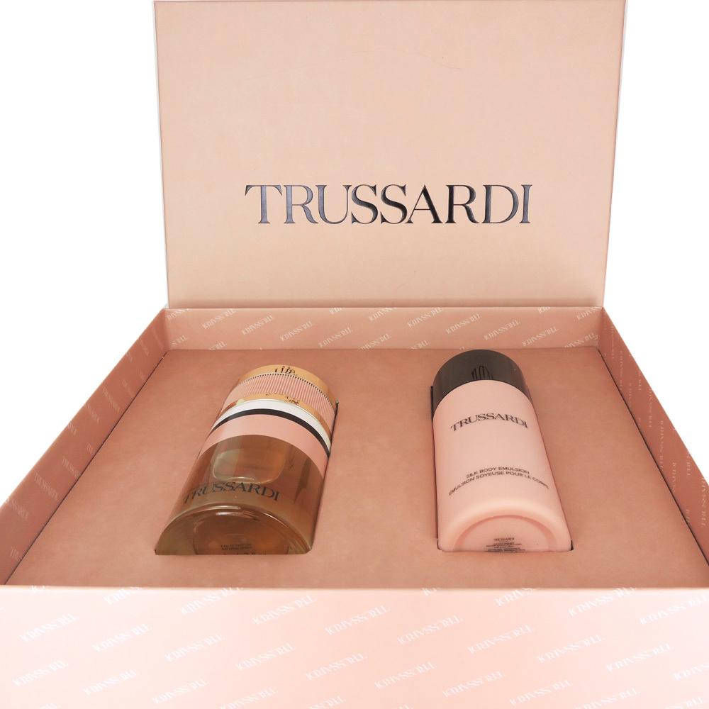 Trussardi Trussardi w set(edp 60 + silk body emulsion 125) — парфюмерный подарочный набор для женщин.