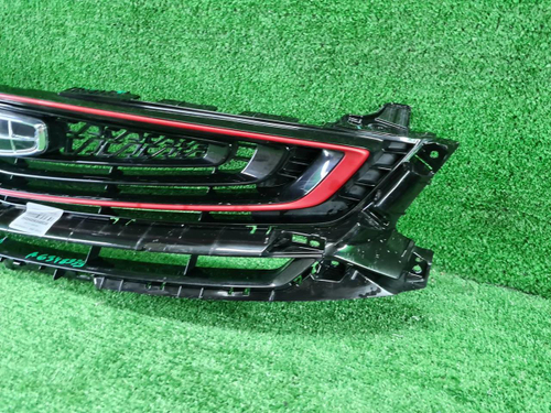 Решетка радиатора Geely Coolray (2019-2023)