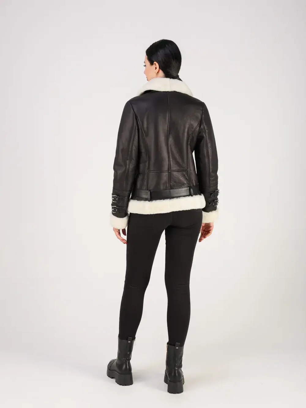 Дубленка зимняя натуральная короткая авиатор