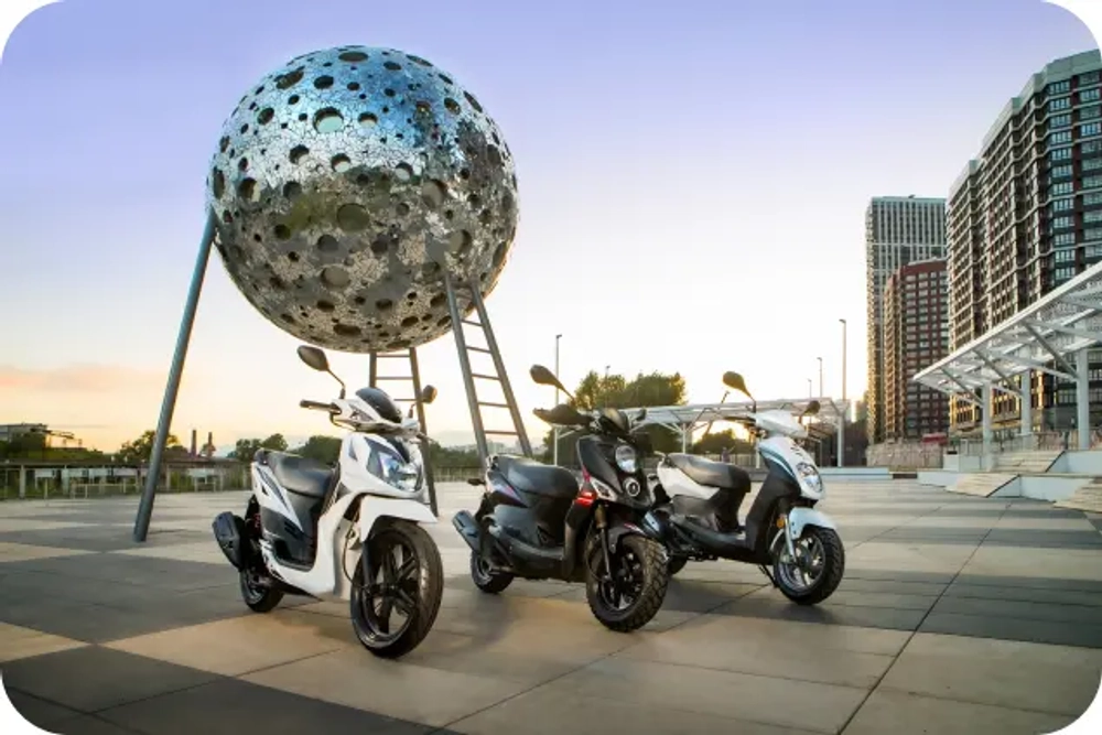 Скутер SYM ORBIT 50 + шлем SYM