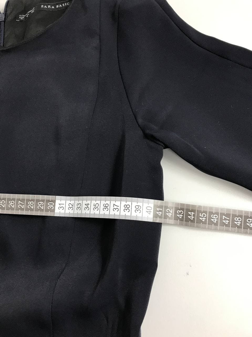 Платье Zara лаконичное 44/46 размер