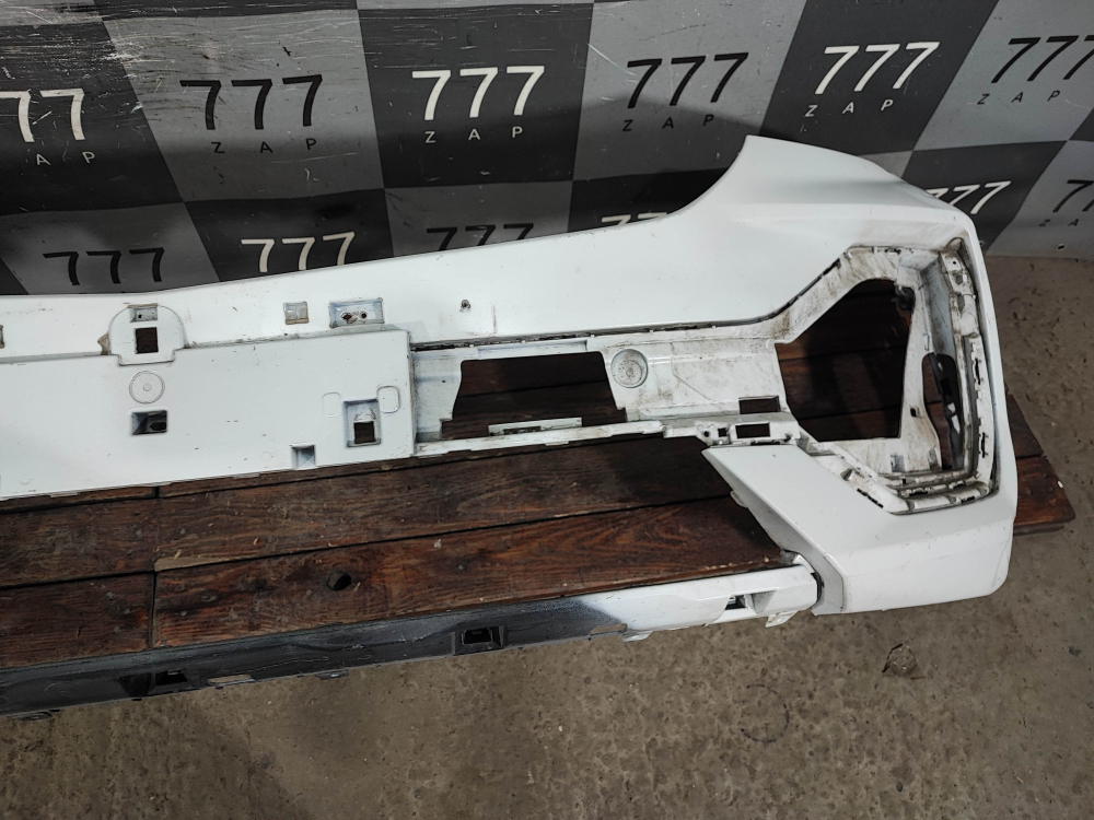 Бампер передний Geely Monjaro 21-нв Б/У Оригинал 6010173200