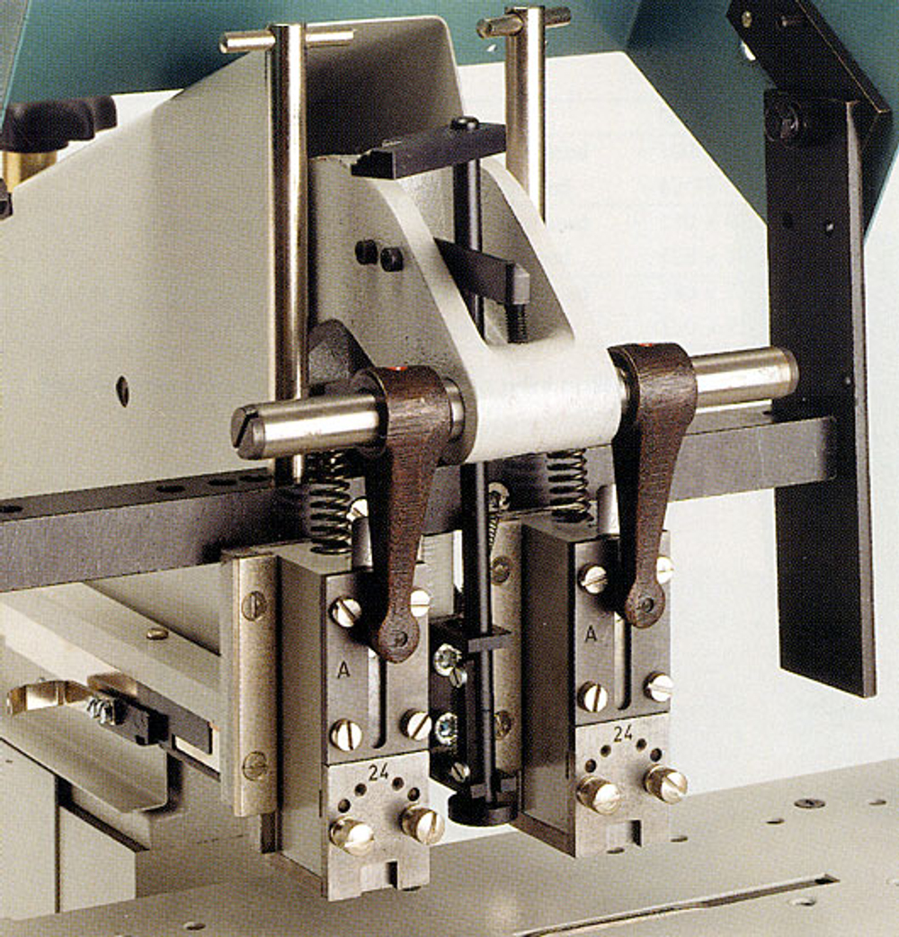 Механический степлер Nagel Multinak FS
