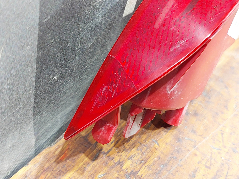 Катафот задний правый BMW X5 (G05) 18-нв Б/У Оригинал 63147442270