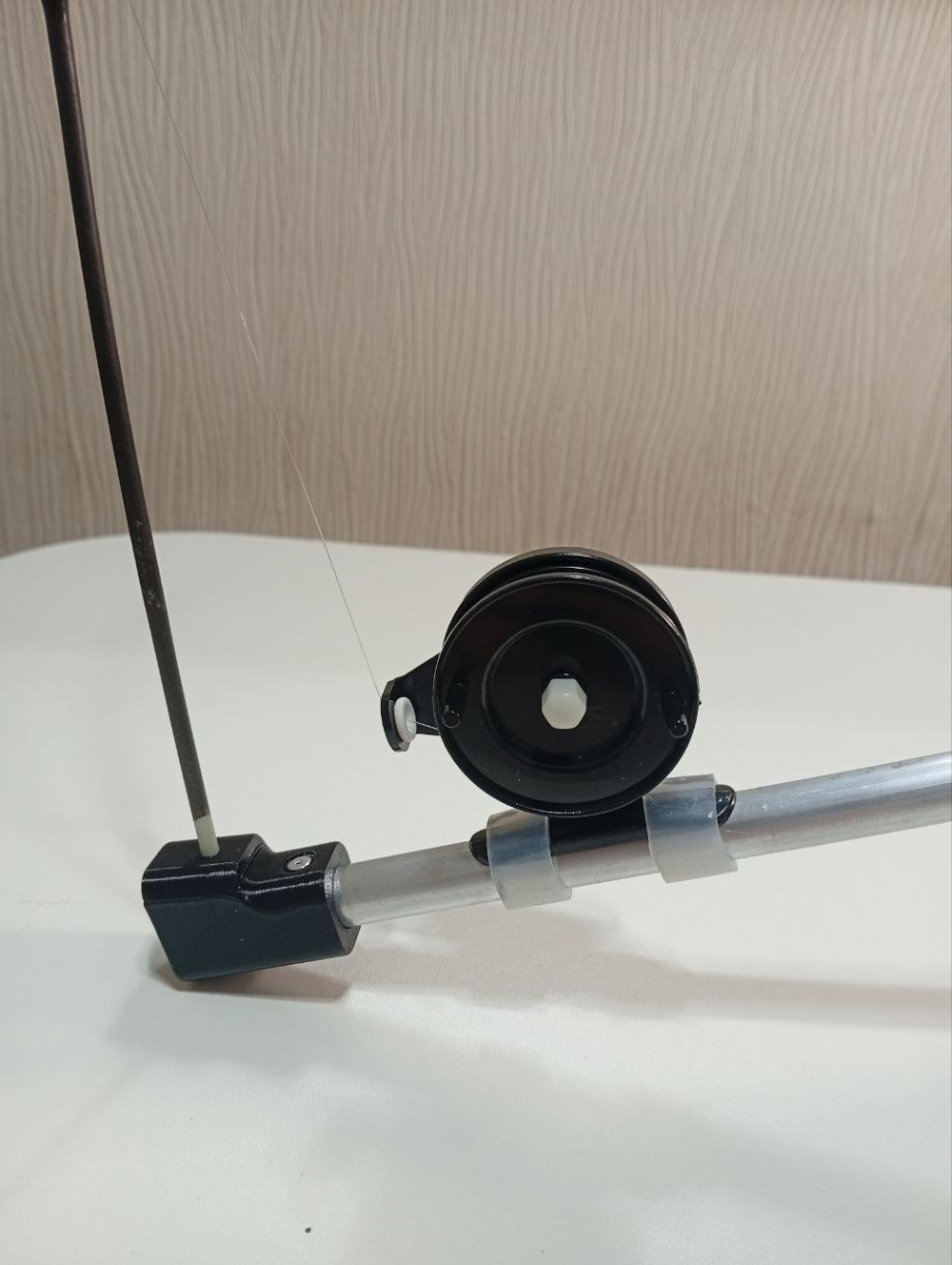 Самоподсекающая удочка поставушка Муха