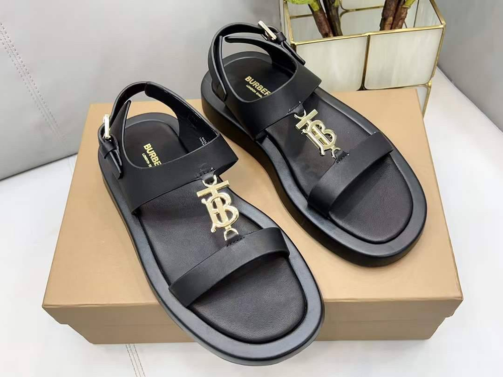 Сандалии Burberry