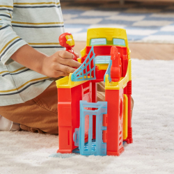 Hasbro Спайди и супер приятели - Башня Железного человека + фигурка действия F9351 / артикул   F8842 F9351  / GTIN 5010996197603