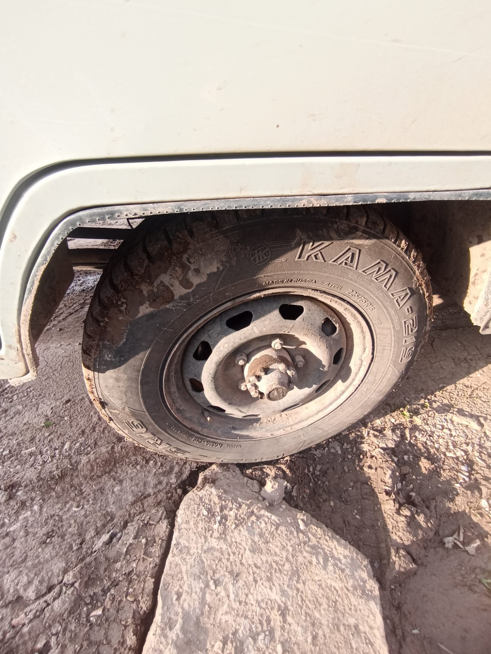 UAZ 2206* Микроавтобус 220695-04 (Микроавтобус, 8+1 мест, с ABS, Бензиновый, 2,7 л, 112 л.с.)