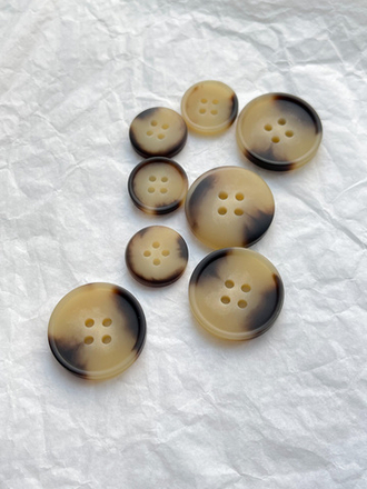 Пуговицы Светло-коричневые матовые на прокол