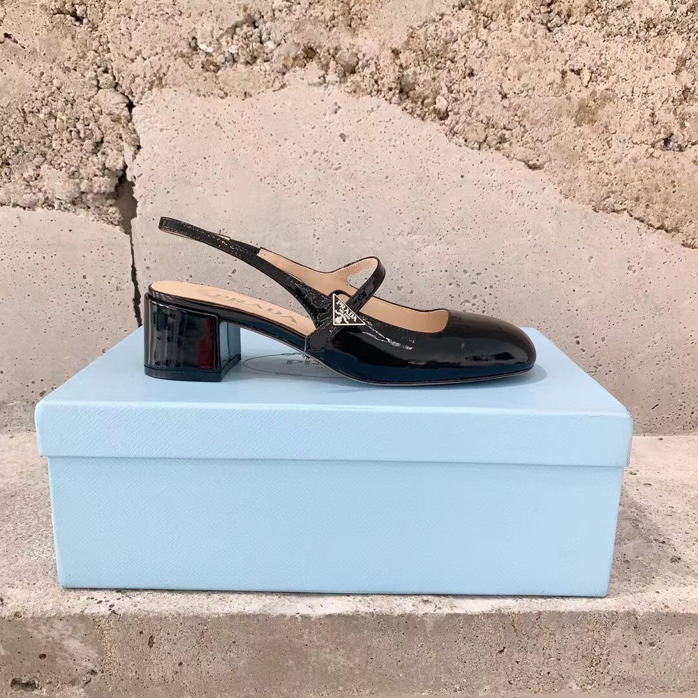 Туфли Prada