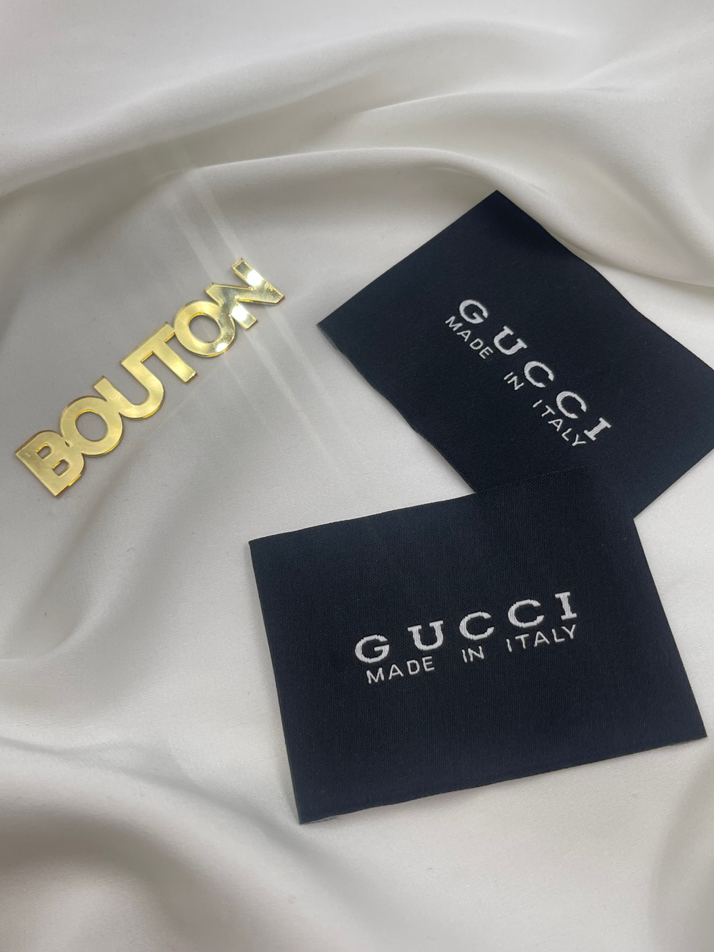 Бирка Гучч. черная большая 70х51 мм