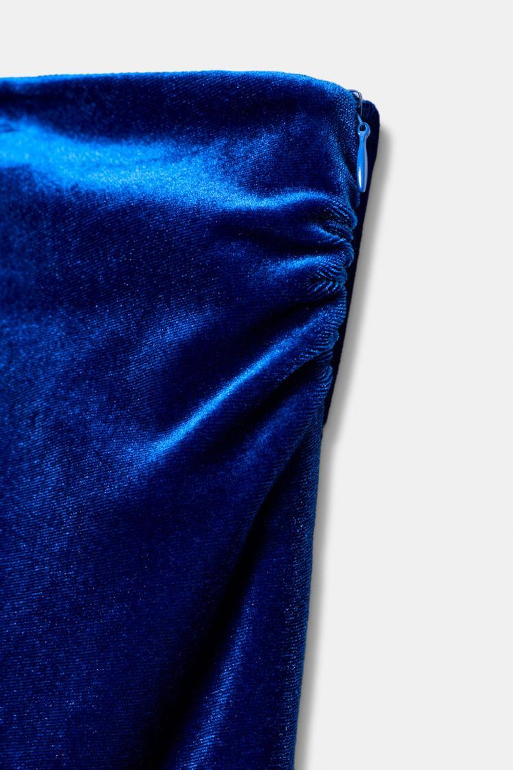 ZARA БАРХАТНОЕ ПЛАТЬЕ МИДИ АСИММЕТРИЧНОГО КРОЯ, КОБАЛЬТОВЫЙ