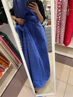Костюмно-плательный однотонный жаккардовый хлопок (Bottega Veneta, 100%хлопок, Синий Версаль/крупная гусиная лапка, 140, 223 гр/м2)