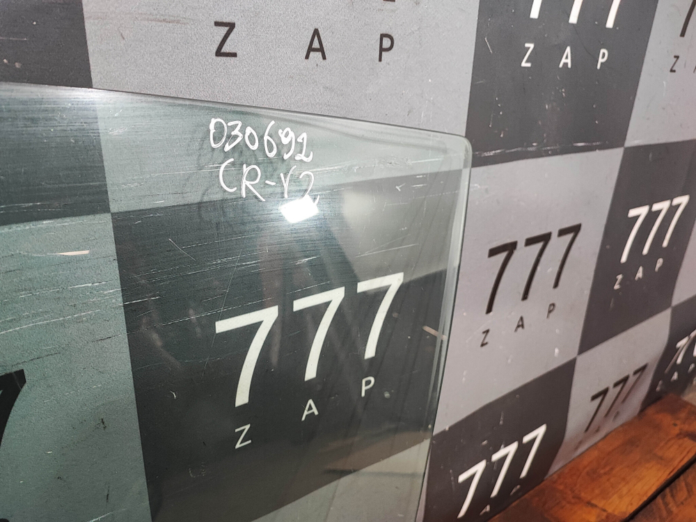 Стекло двери передней левой Honda CR-V 2 (RD) 01-06 Б/У Оригинал 73350SCAG10