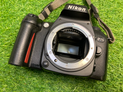 Nikon F75