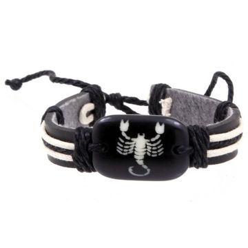 Фенечка - 23 Скорпион (черная/белая нить)