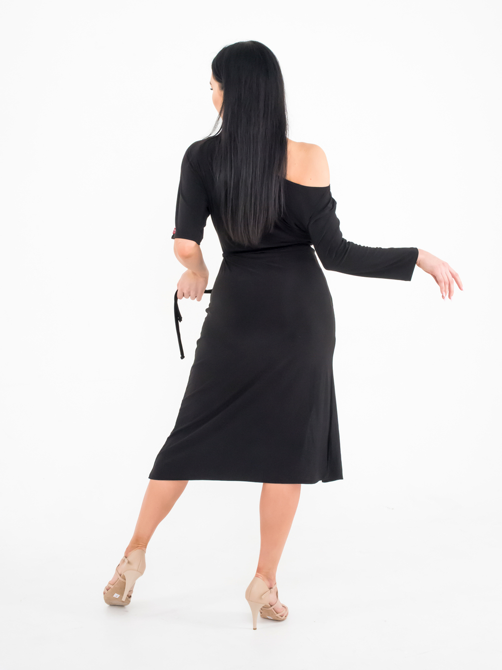 Платье для танцев с поясом