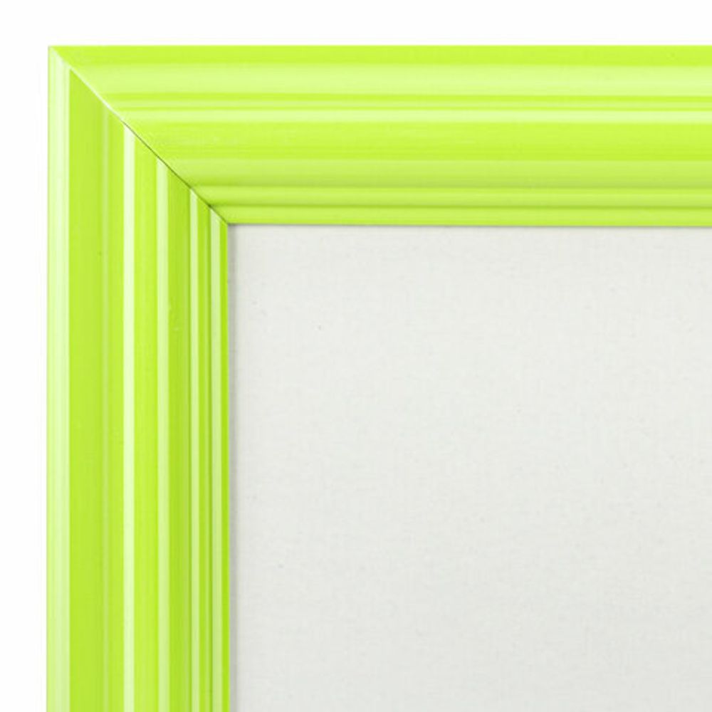 Рамка 21х30 см небьющаяся, багет 17,5 мм, пластик, BRAUBERG "Colorful", салатовая, 391244