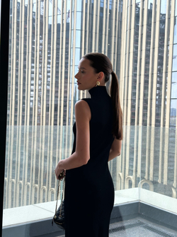 Платье из вискозы со стойкой макси черное