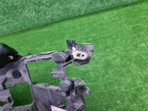 Кронштейн переднего бампера BMW M5 F90 (2020-2024)