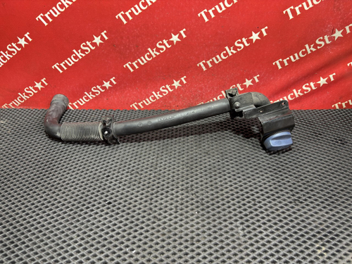 Горловина бачка омывателя 2018г