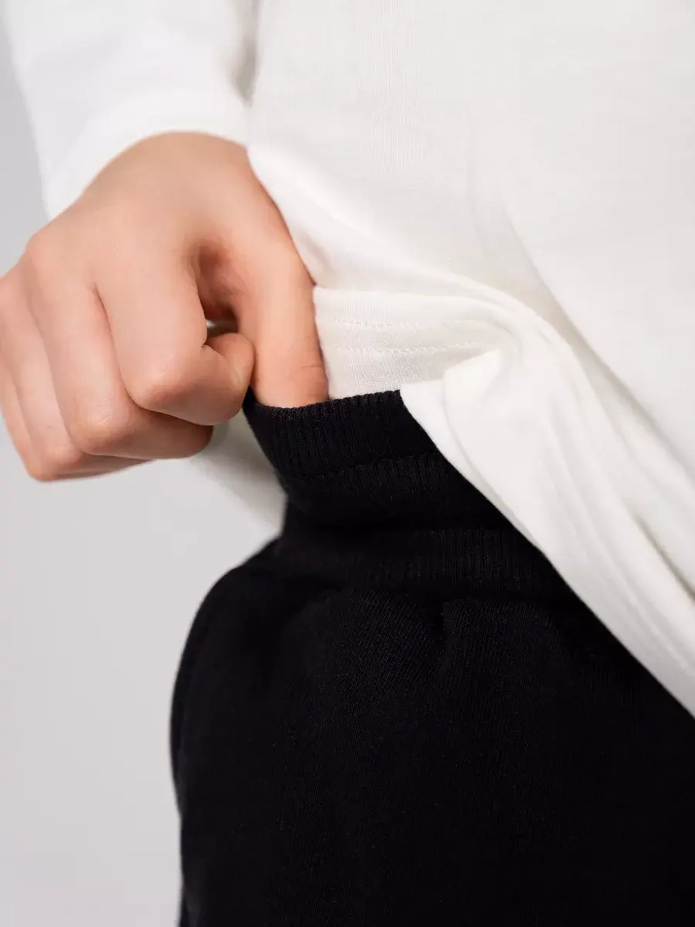 Спортивные штаны для мальчика на физкультуру